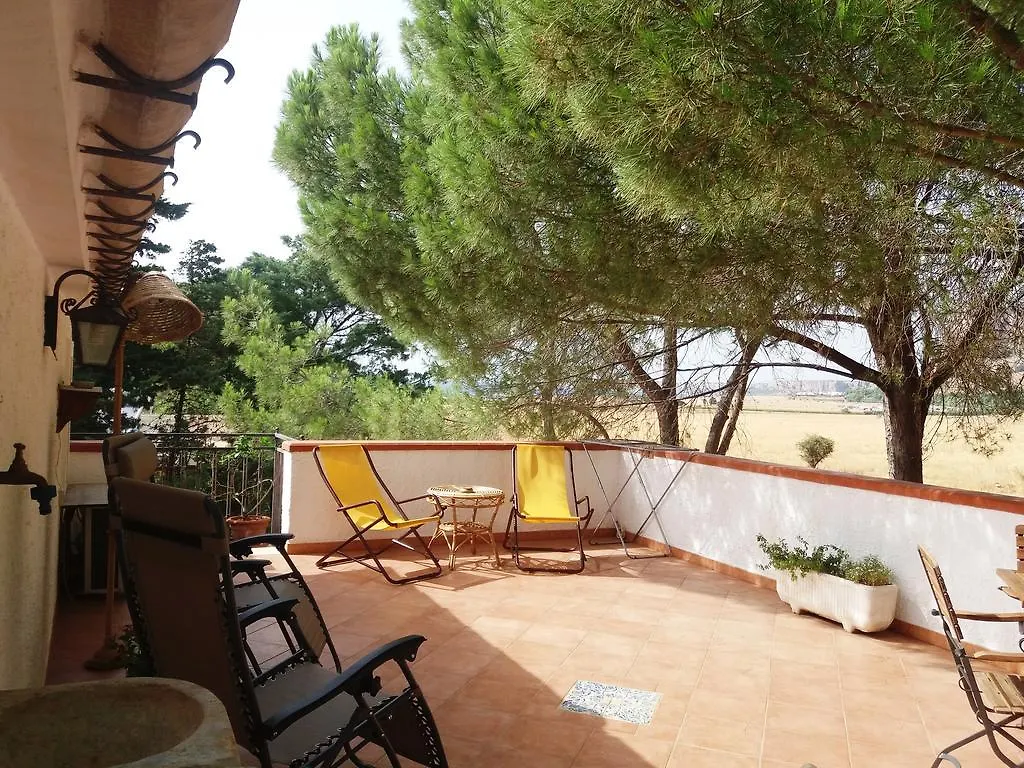 Country house Villa Dracena Castelluzzo